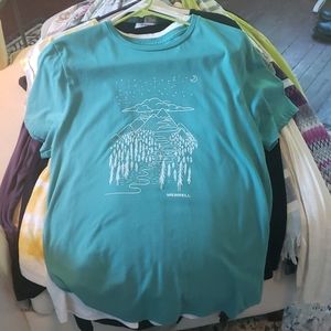 2 Merrell T-shirts